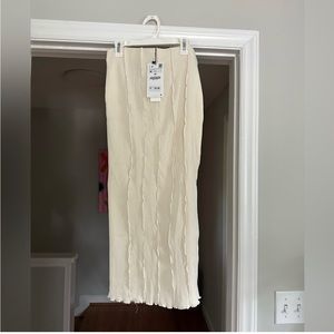Zara Ribbed skirt
